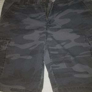 Free press cargo shorts